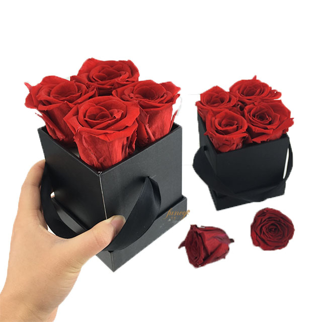 rose toy box