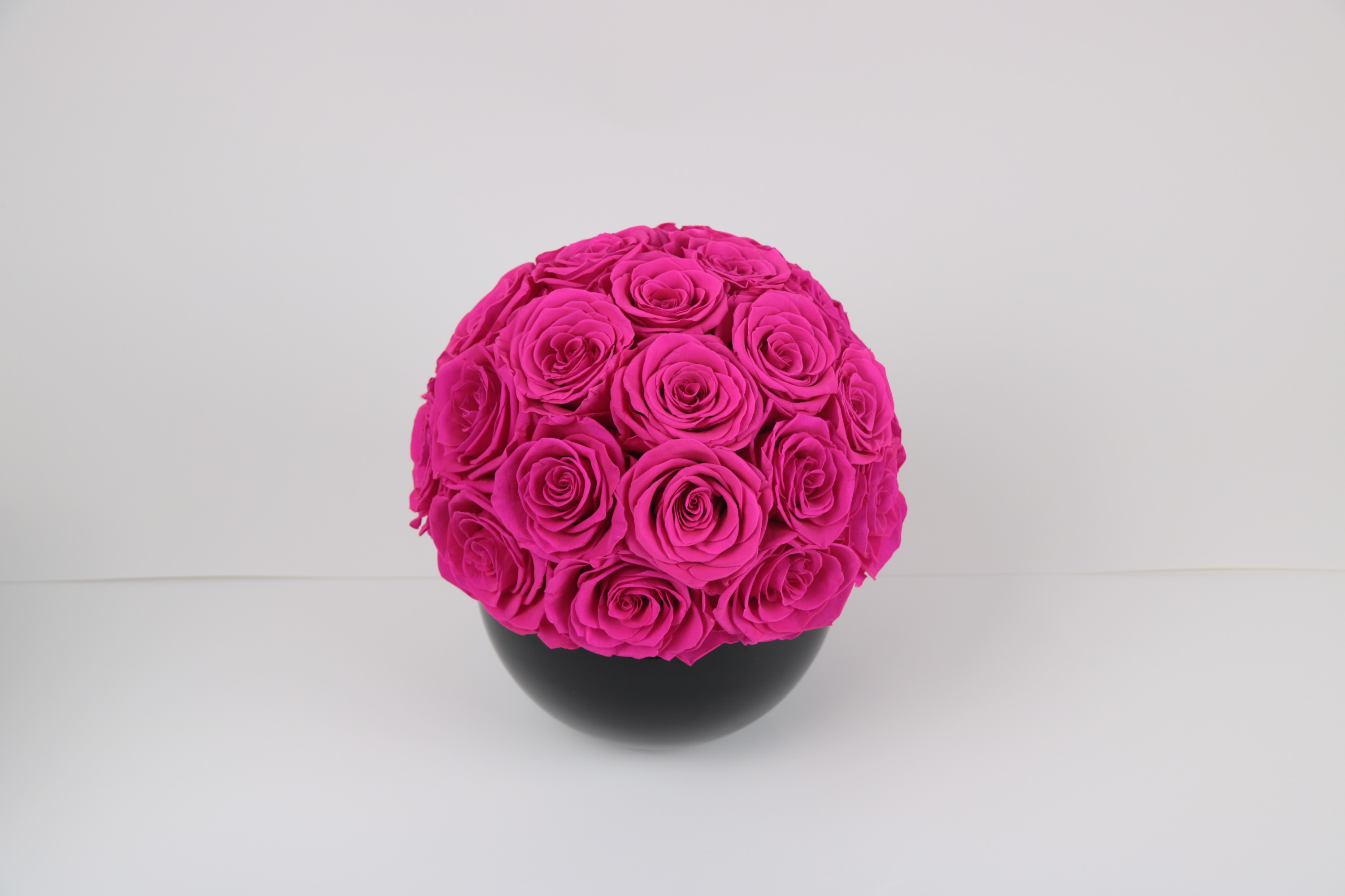 25 roses with glass vase (5)