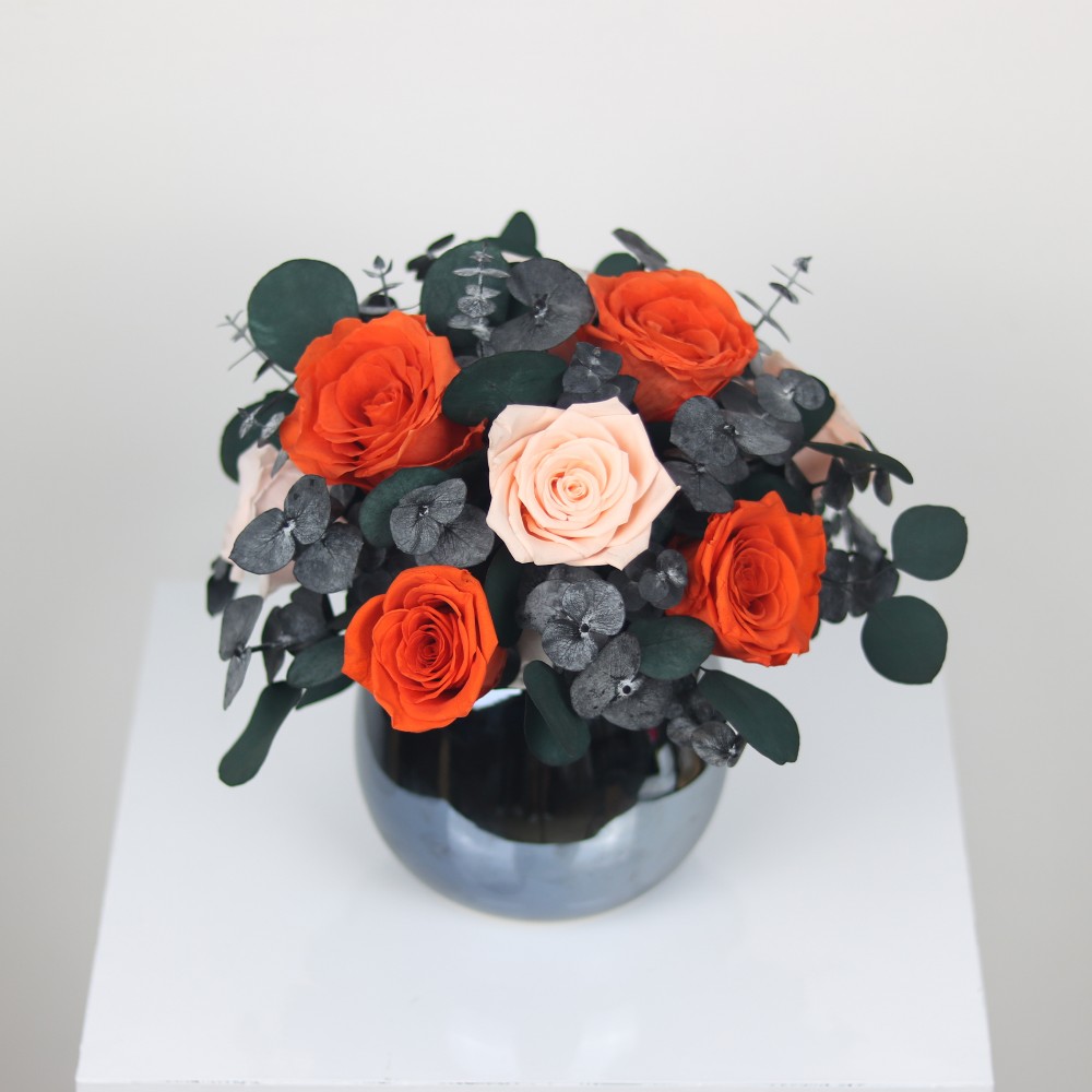 Mix flower dome with eucalyptus leaves (9)